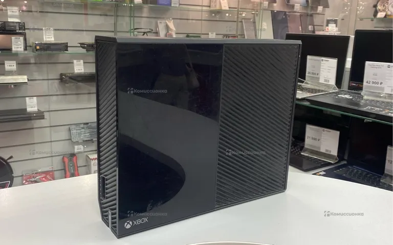 Приставка Xbox One