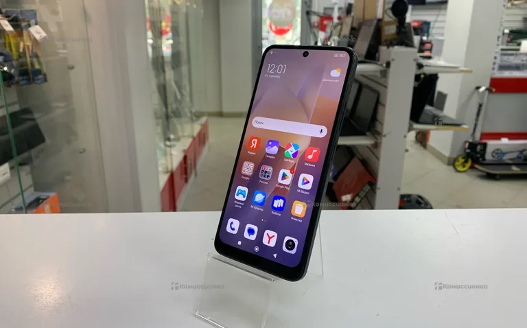 Xiaomi Redmi 12 256 ГБ