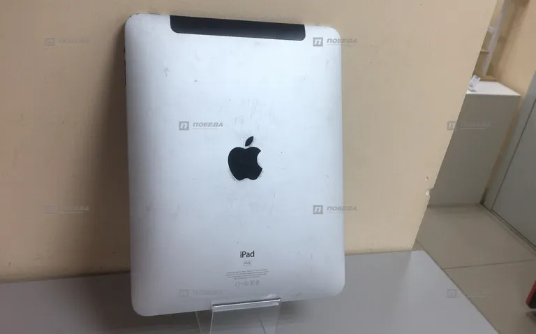 Apple IPad (2010)64wifi +3G