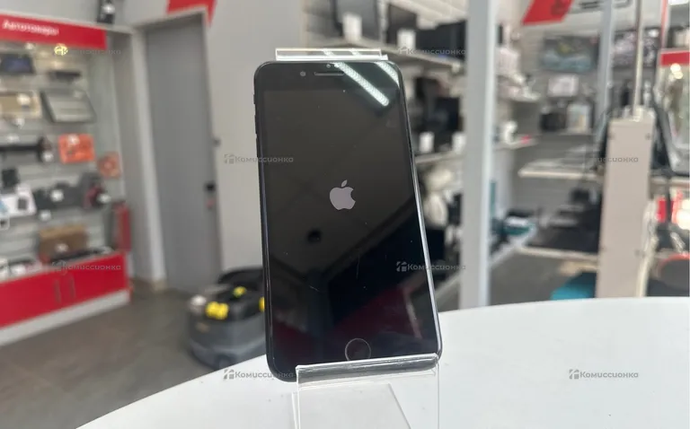 Apple iPhone 7 Plus 32 ГБ