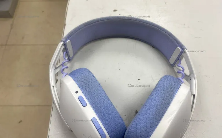 Наушники  Logitech g435
