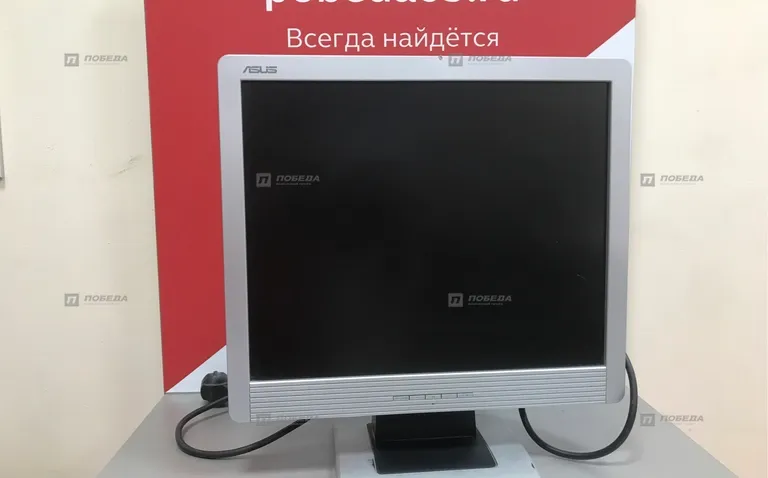 Монитор ASUS MM17D