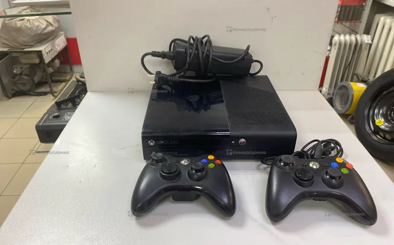 Приставка Xbox 360