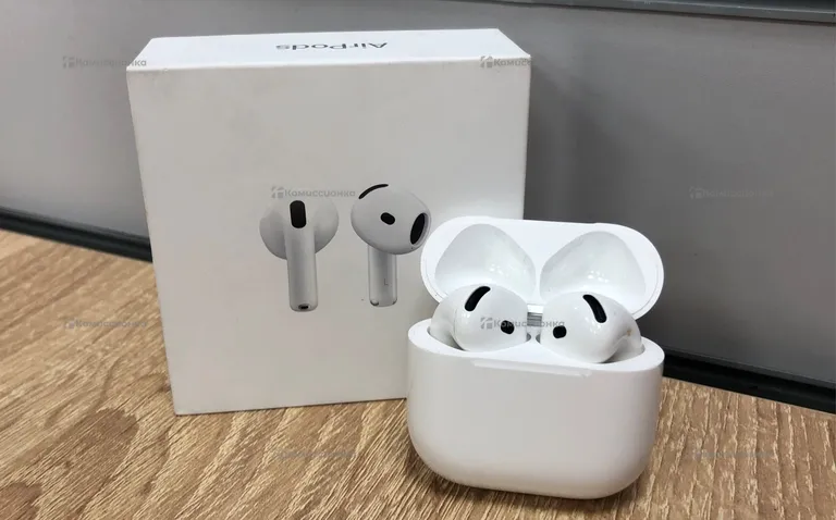 AirPods 4 MagSafe