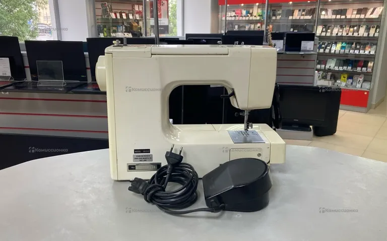 Швейная машина  janome ja1512