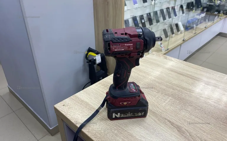 гайковерт ударный бесщеточный Niw-20-accum