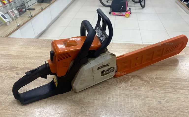 Бензопила STIHL 180