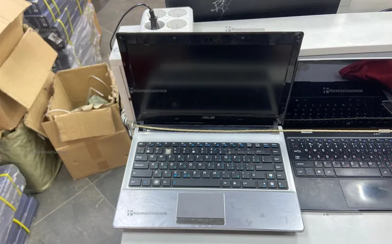 Ноутбук ASUS U30SD