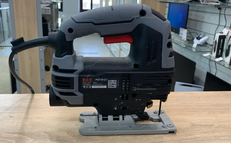Электролобзик PIT pst70c1