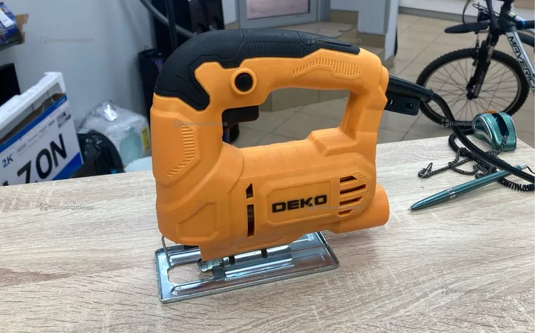 Электролобзик DEKO DKJS600