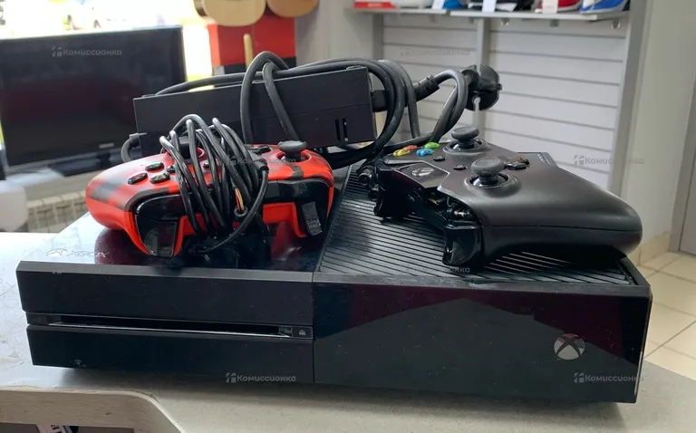 Приставка Xbox One 500Gb
