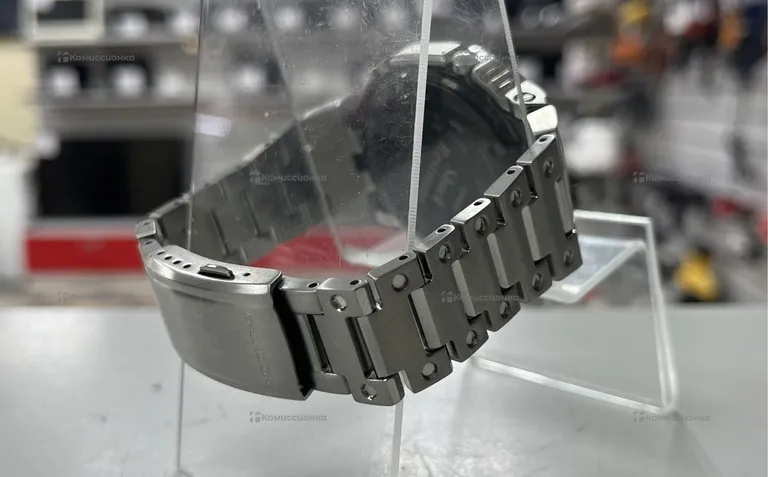 Часы  Casio G-SHOCK GM-B2100