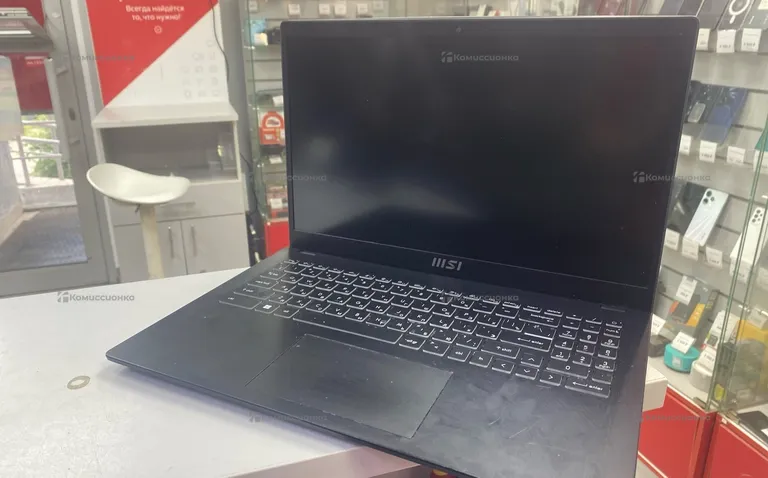Ноутбук MSI