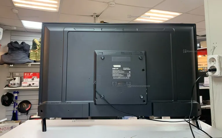 Телевизор DEXP H39E7000C