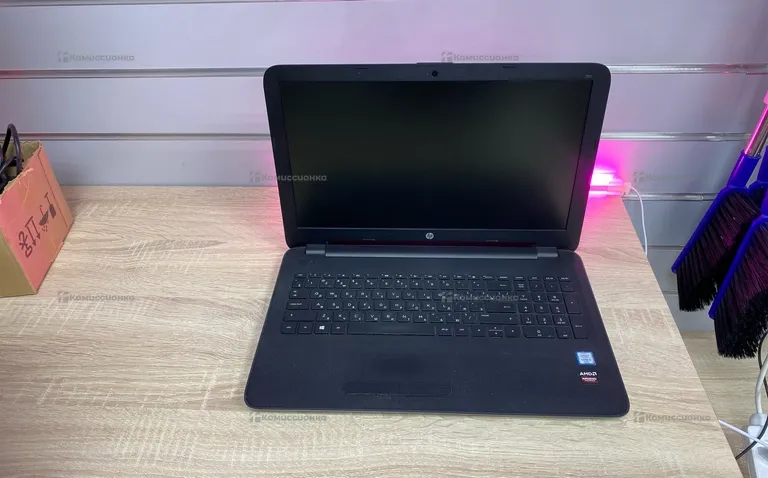 Ноутбук HP i5-6200U / 4 OZU / R5 M330 / 500 HDD