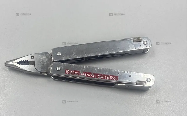 Мультитул Victorinox SwissTool