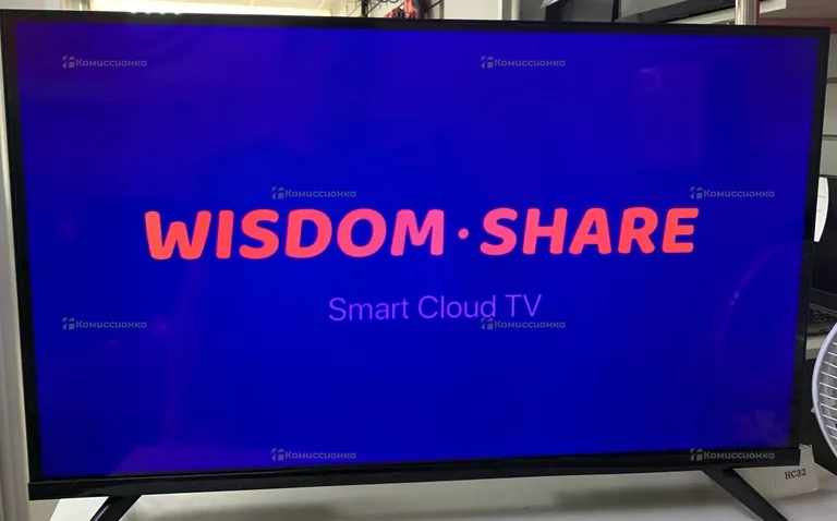 Телевизор SMART TV. COLOR TV