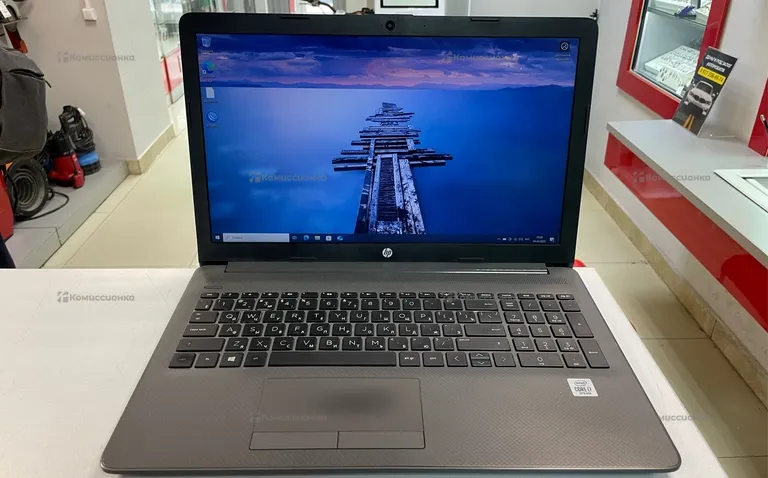Ноутбук HP 250 G7