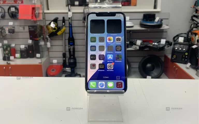 Apple iPhone XS 64 ГБ