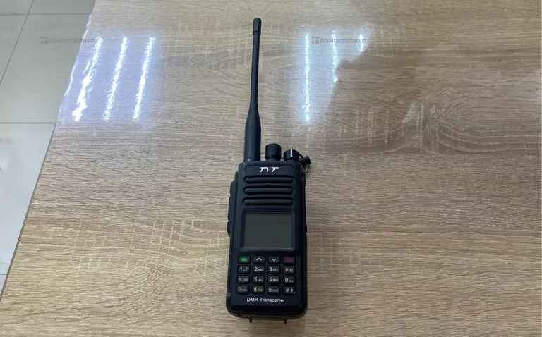 Рация  tyt md-uv390