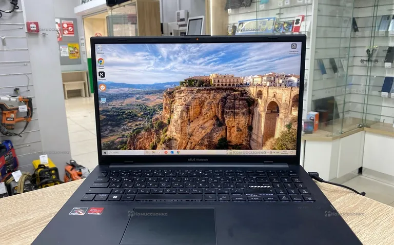 Ноутбук  ASUS Vivobook