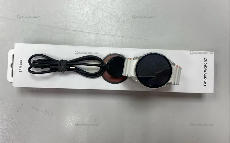 Часы Samsung Galaxy watch 7 40mm