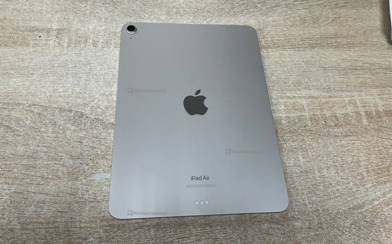 Планшет Apple iPad Air 5th WiFi 256 ГБ
