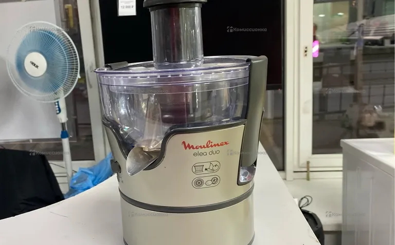 Соковыжималка Moulinex JU385H30
