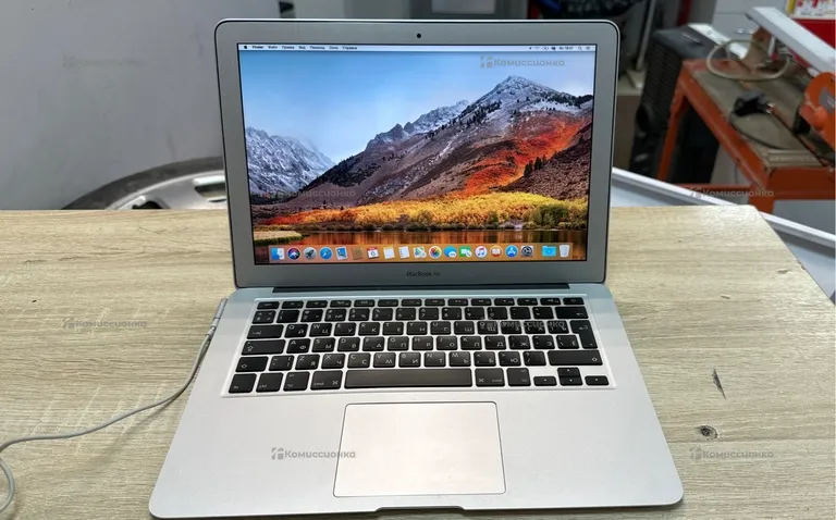 MacBook Air 13 (2011)