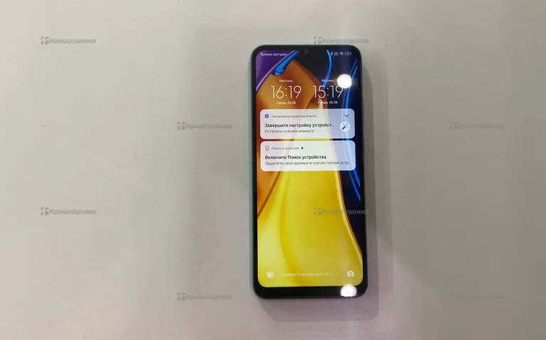 Xiaomi poco  40 3/32Gb