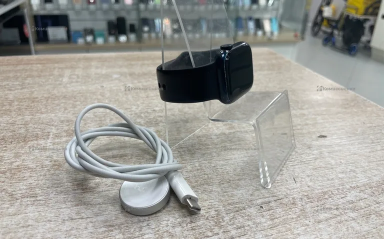 Часы Apple Watch 7 41mm