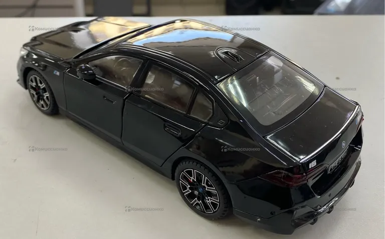 Машинка BMW Black