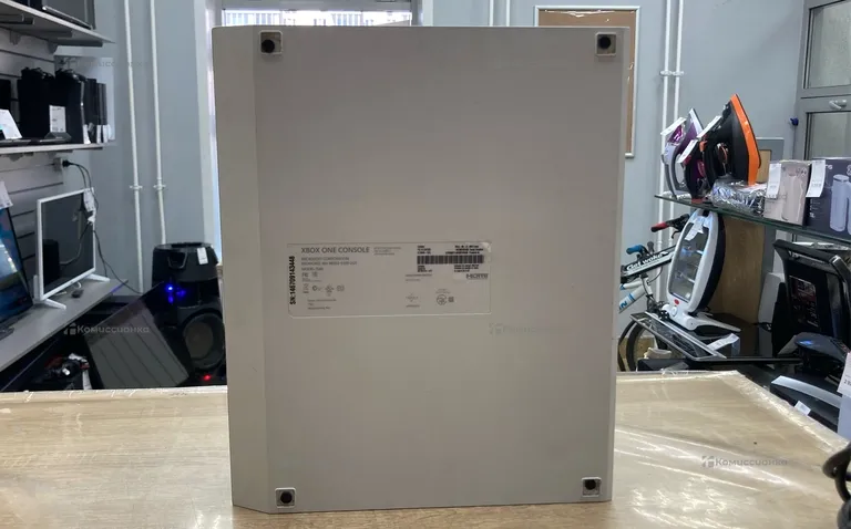Приставка Xbox One 500Gb