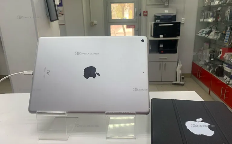 Планшет Apple iPad 9-го поколения