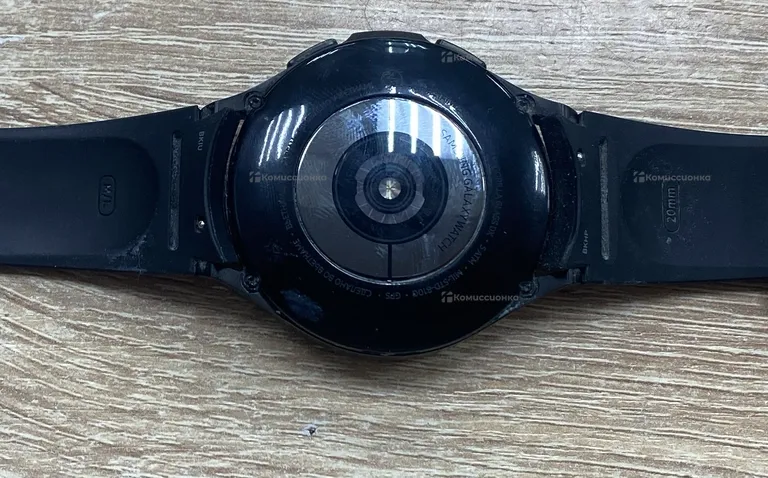 Часы  Galaxy Watch 4