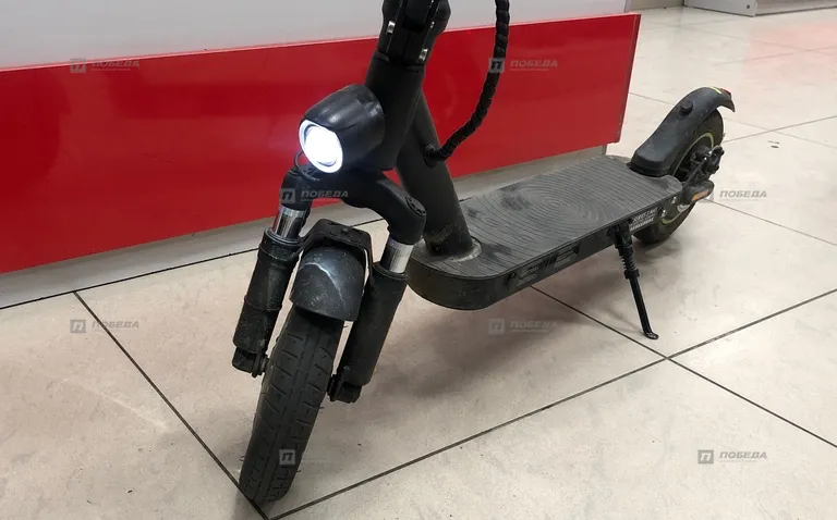 Aser electric scooter электро самокат