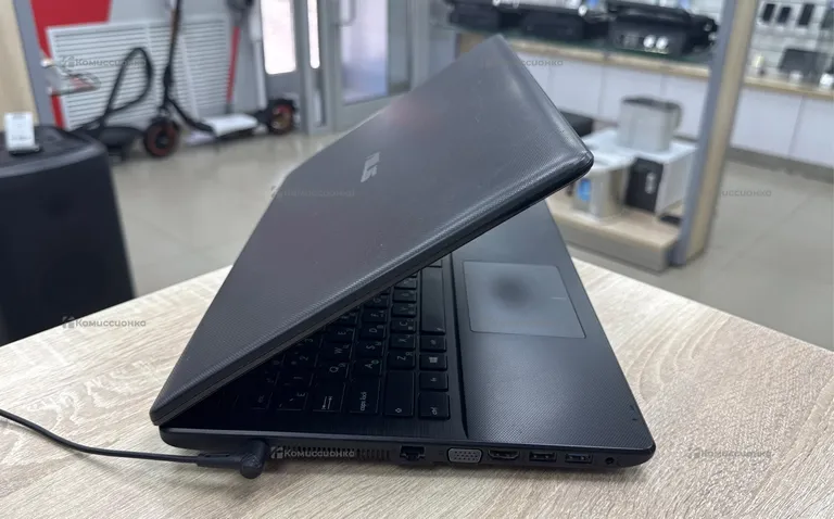 Ноутбук  Acer Aspire ES1-512