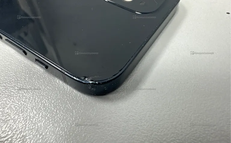 Apple iPhone 12 64 ГБ