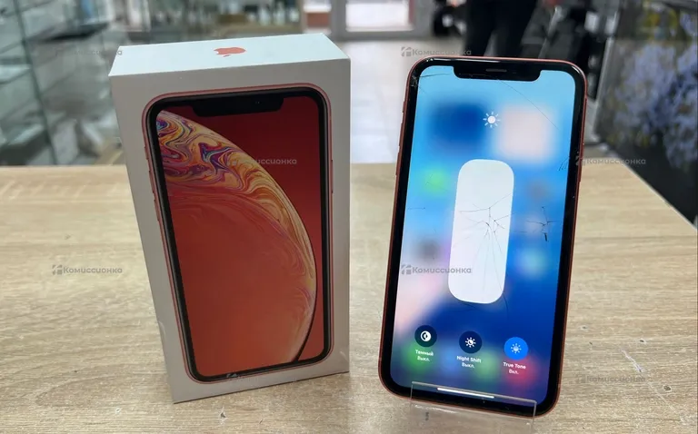 Apple iPhone xr 64 ГБ
