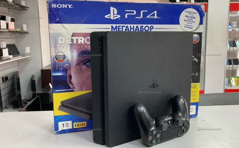 Приставка PS4. Slim 1TB.