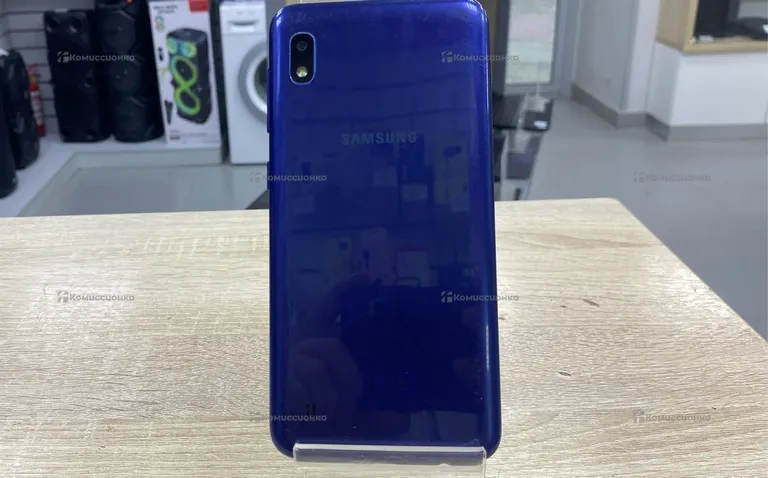 Samsung Galaxy A10 2/32 ГБ