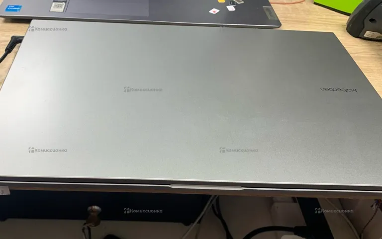 Ноутбук MAIBENBEN M557