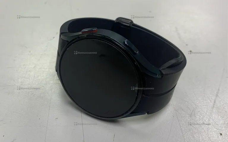 Часы  Samsung Watch 4