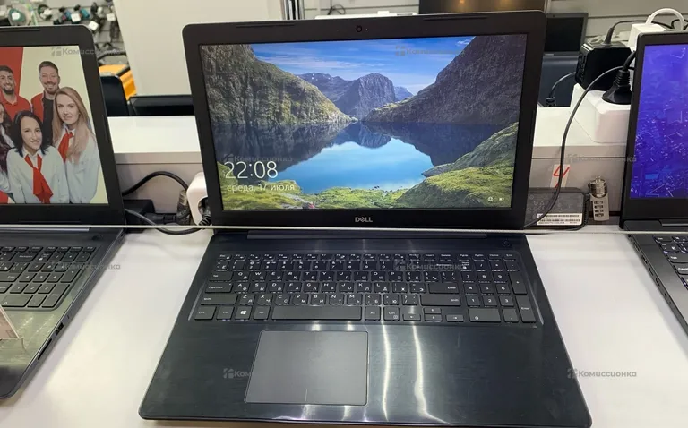 Ноутбук Dell P75F