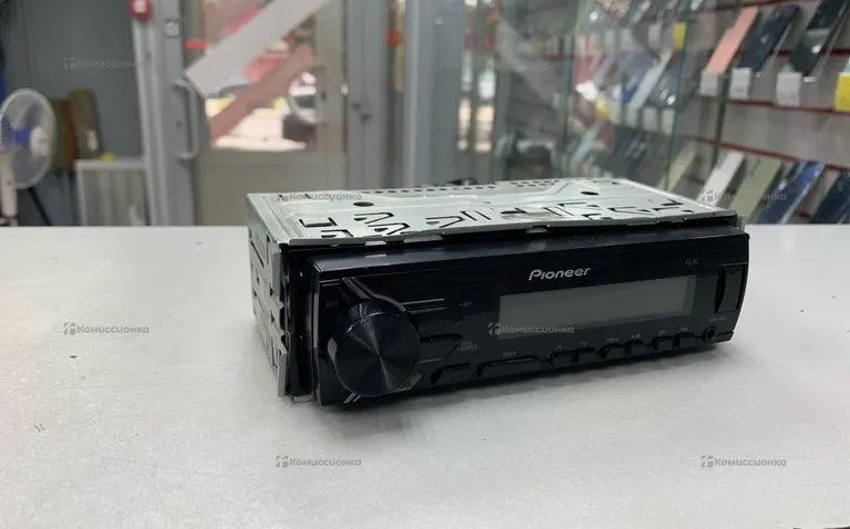 Автомагнитола  Pioneer MVH-190UI