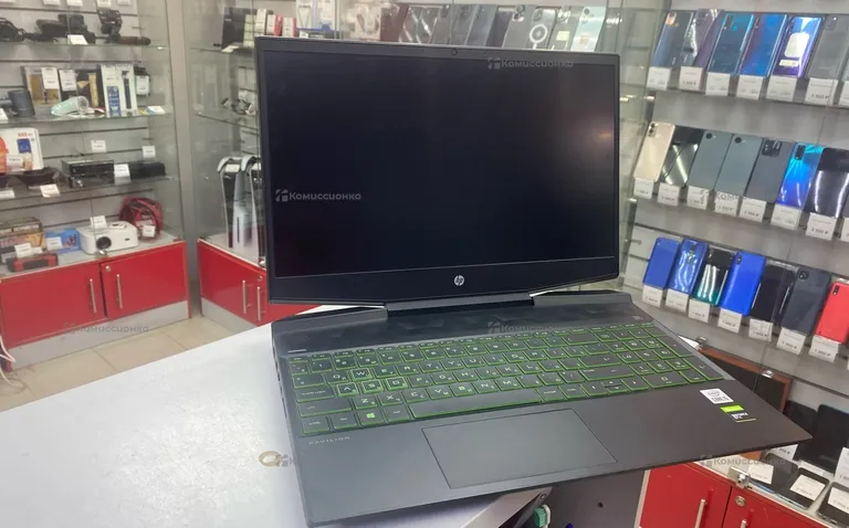 Ноутбук HP 15-dk1036ur