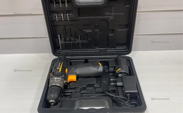 Аккумуляторная дрель-шуруповерт DEKO GCD12DU3 SET 4 в кейсе + оснастка 13 шт, 12В, 2х2.0Ач, з/у