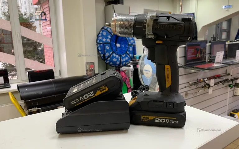 Акумуляторная дрель шуроповерт RUNTEK  электроинструмент