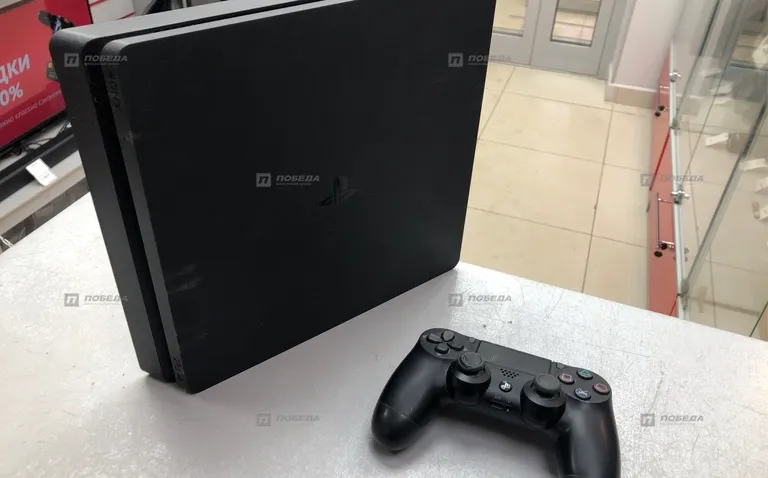 PS4. Игровая приставка PS4 slim 1Tb