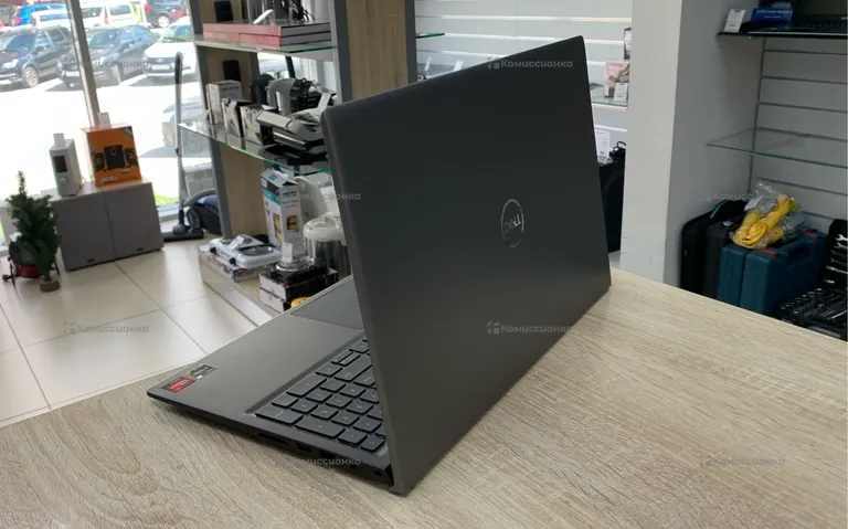 Ноутбук dell vostro 5515